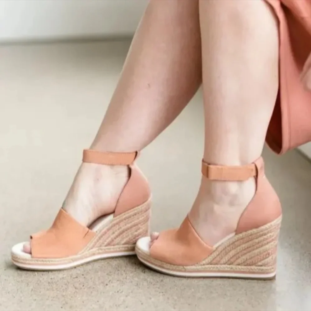 Toms Marisol Suede/Canvas Espadrille Wedge Sandals Sandy Beige Size 8.5 - NWT